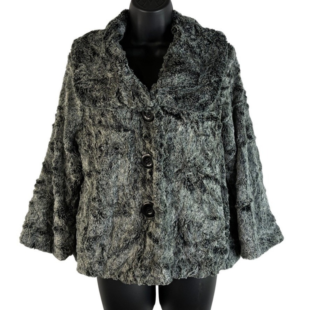 CAbi Gray Faux Fur Cropped Button Front 3/4 Sleeve Shawl Collar Jacket Size‎ Med